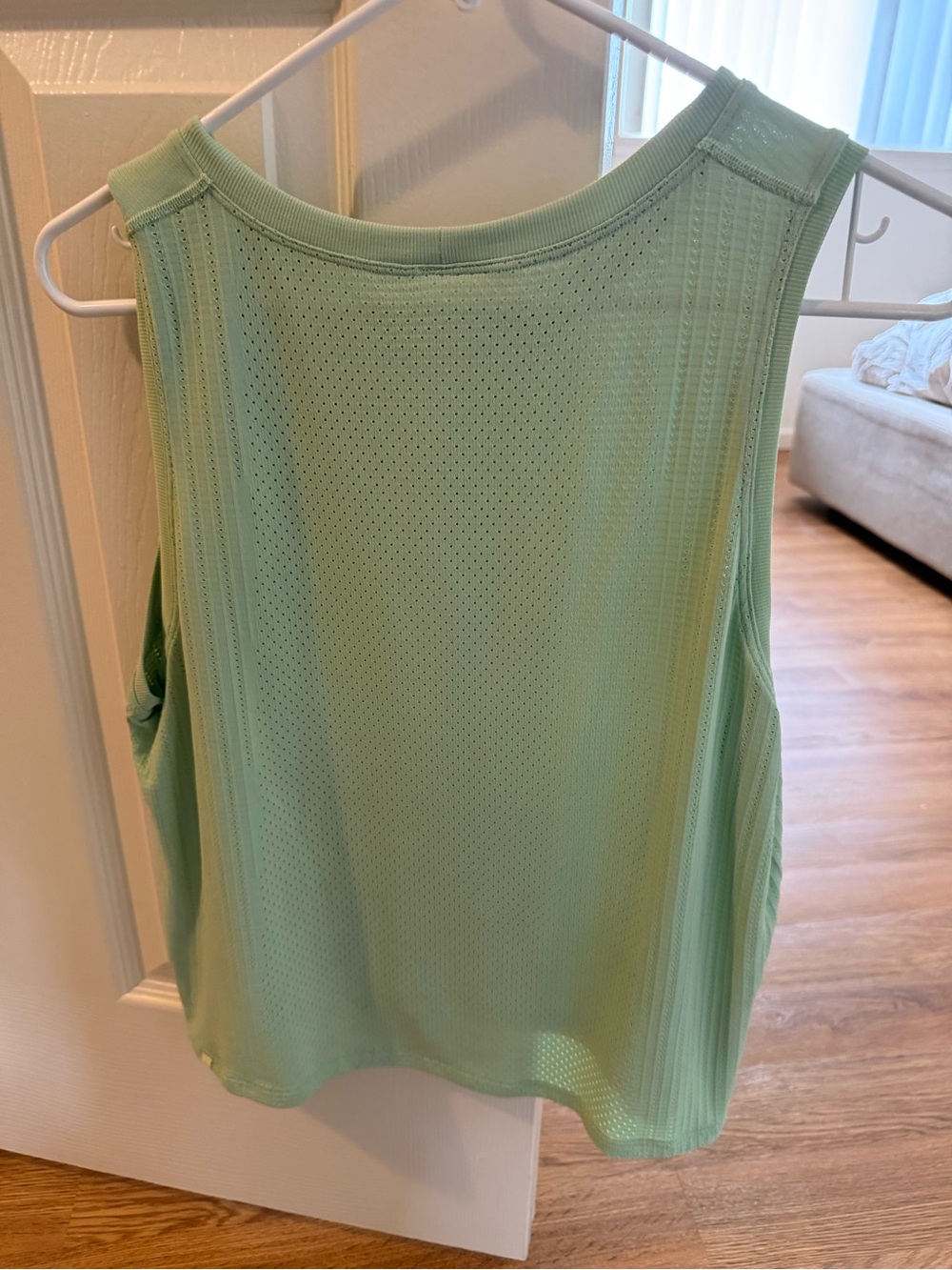 Mint Green Lulu tank - Picture 2 of 3